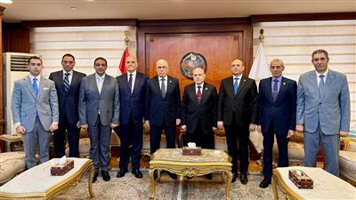 رئيس هيئة النيابة الإدارية يستقبل النائب العام لتقديم التهنئة 