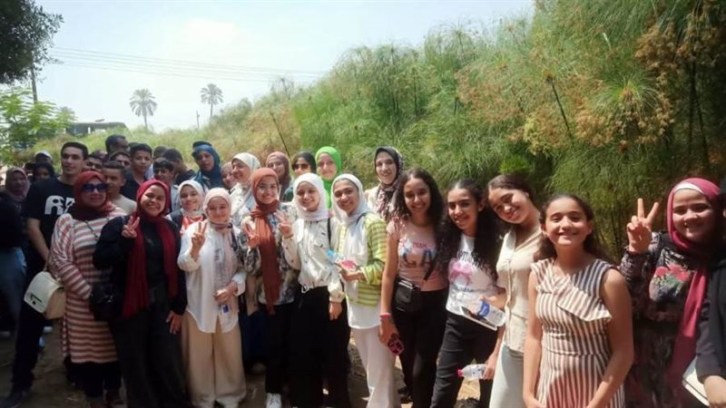 جانب من الزيارة