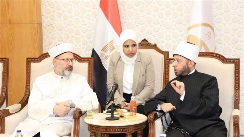 وزير الأوقاف ورئيس