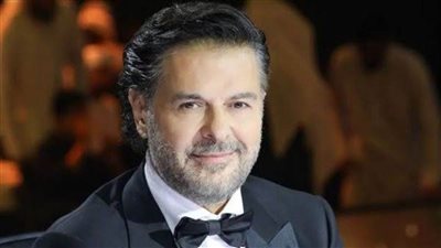 راغب علامة: فين الجريمة اللي عملتها؟ البنت هي اللي باستني.. فيديو