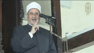 الدكتور ربيع الغفير: من علامات غضب الله على الإنسان أن يشغله بغيره عن نفسه فيضيع وقته فيما لا يفيد 