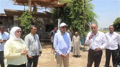 محافظ المنيا يتفقد قطعة أرض لإقامة سوق حضاري لتجارة الجملة بسمالوط