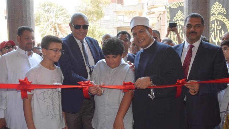 محافظ الغربية خلال