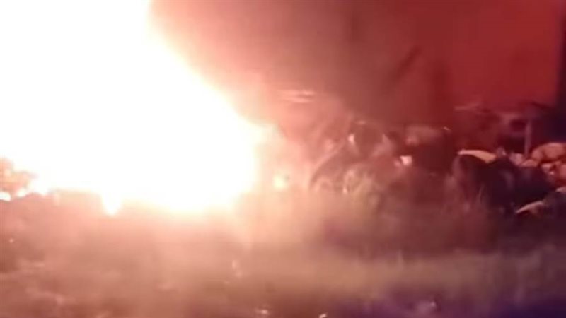 جانب من الحريق