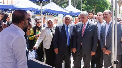 محافظ الإسكندرية يفتتح فعاليات الملتقى التوظيفي لخريجي التعليم الفني