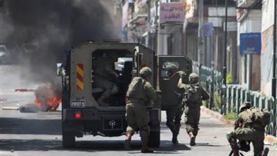 إصابات واعتقالات خلال اقتحام قوات الاحتلال عدة بلدات بالضفة الغربية