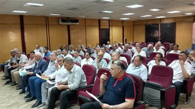 تعليم البحيرة يناقش تنفيذ خطة الوزارة نحو إنهاء نظام الفترات المسائية