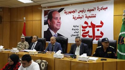 محافظ المنيا: تخصيص أراضٍ لإنشاء 20 مدرسة جديدة ورفع درجة الاستعداد لانتخابات مجلس الشيوخ