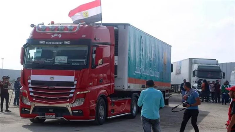 شاحنات المساعدات