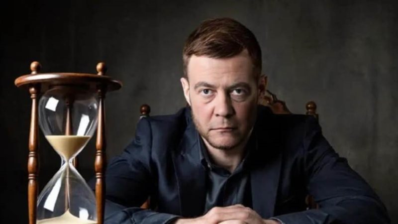 ديميتري ميدفيديف