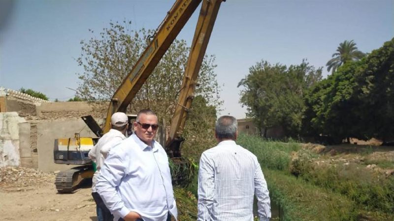 تطهير ترعة الاشمونين