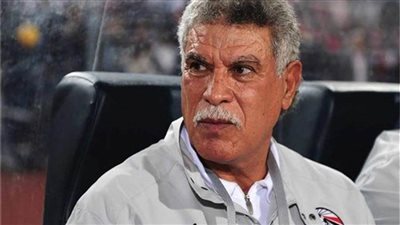 عاجل.. تطورات الحالة الصحية للكابتن حسن شحاتة بعد جراحة بالقناة المرارية