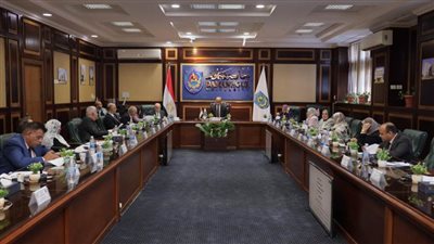 منح درجتي الماجستير والدكتوراه لـ 38 باحثًا بجامعة دمنهور 