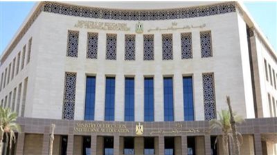 التعليم تكشف حقيقة تغيير أوراق إجابة أحد طلاب الثانوية