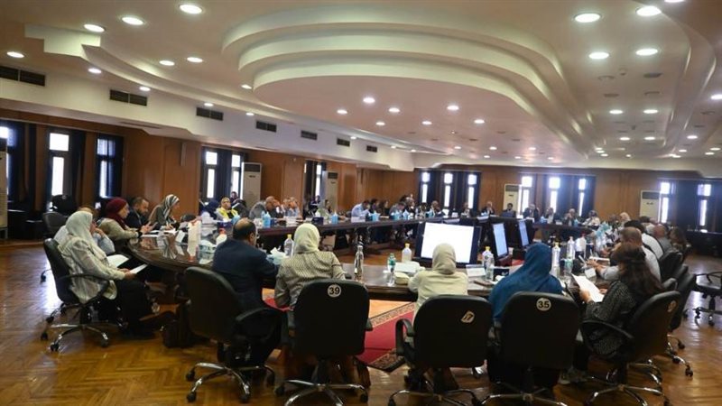 قصر العيني يستحدث