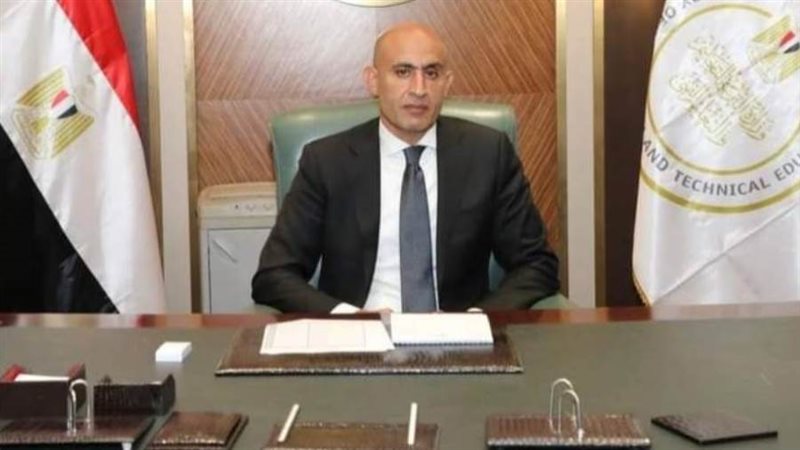 محمد عبد اللطيف وزير