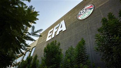 عاجل| على رأسهم الزمالك.. اتحاد الكرة يوقف القيد لثلاثة أندية 