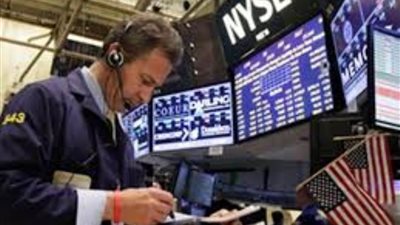 تراجع مؤشرات الأسهم الأمريكية