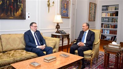 وزير الخارجية يبحث مع رئيس الجهاز المركزي للتنظيم والإدارة سبل تعزيز التعاون في مجالي التدريب والإصلاح الإداري