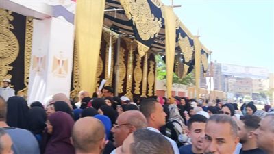 إقبال كبير من الشباب والسيدات في انتخابات الشيوخ بالمنيا.. صور