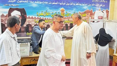 طارق رضوان يدلي بصوته في الاستحقاق الانتخابي لمجلس الشيوخ بسوهاج