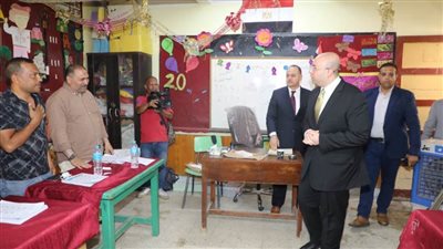 محافظ بني سويف يتابع انتظام أعمال التصويت خلال تفقده لجان انتخابات مجلس الشيوخ 2025