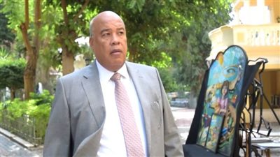 أيمن العشري يدلي بصوته في الانتخابات.. ويدعو التجار ومنتسبي غرفة القاهرة التجارية للمشاركة