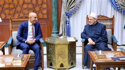 شيخ الأزهر ووزير التعليم يؤكِّدان ضرورة استعادة مكانة المدرسة الحكومية واحترامها