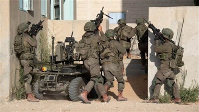 بعد احتجاجات داخلية.. الاحتلال الإسرائيلي يتراجع عن تمديد خدمة جنود الكوماندوز