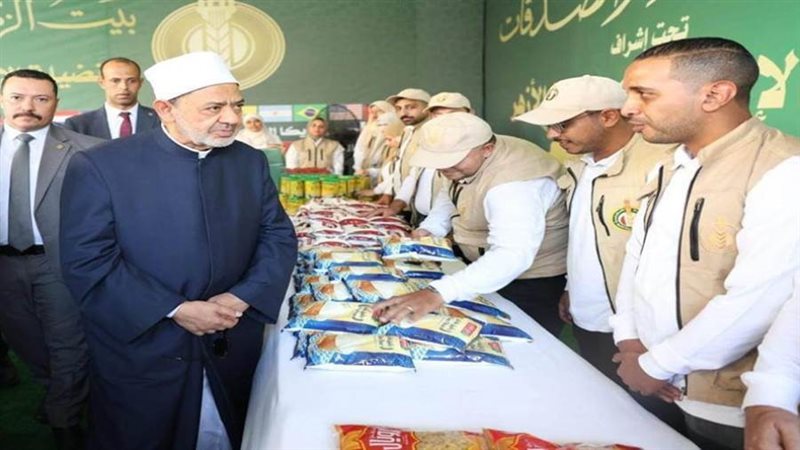 تجهيزات القافلة الإغاثية