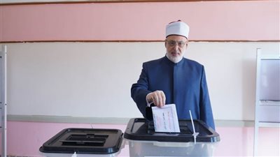 وكيل الأزهر يُدلي بصوته في انتخابات الشيوخ..ويؤكد: المشاركة واجب وطني