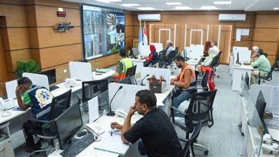 محافظ الإسكندرية يتابع فتح المقرات الانتخابية في اليوم الثاني من انتخابات مجلس الشيوخ 2025