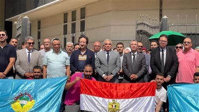 بالصور.. جامعة طنطا تنظم مسيرة لدعم مشاركة المواطنين في انتخابات الشيوخ