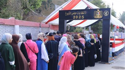 غلق باب التصويت فى أول أيام انتخابات مجلس الشيوخ بلجان القليوبية ( صور) 
