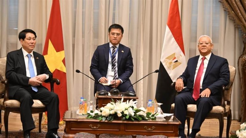 خلال اللقاء