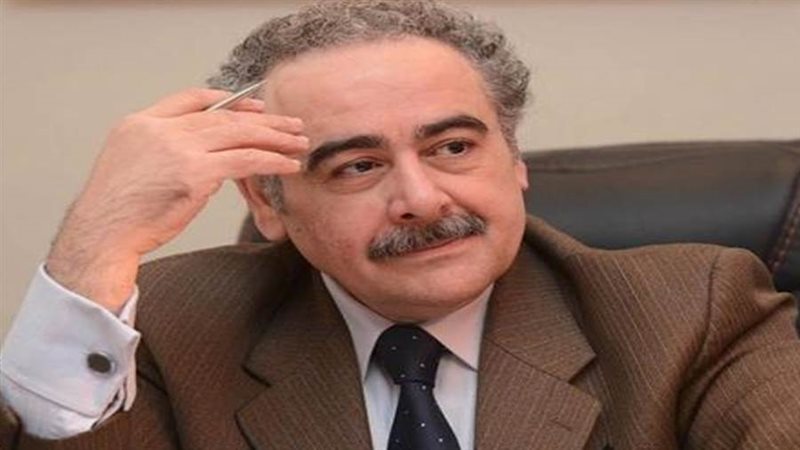 الدكتور علاء عبد