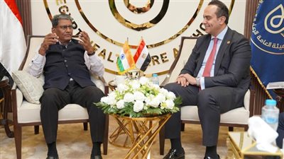 رئيس الرعاية الصحية يبحث التعاون مع سفير الهند في التغطية الصحية والبحوث الإكلينيكية