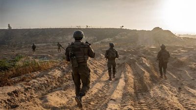 إعلام إسرائيلي: الحكومة ستصدق غدا على تجنيد عشرات الآلاف من جنود الإحتياط