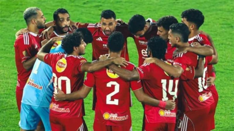 لاعبو الأهلي