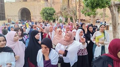 شارع المعز يحتضن أولى جولات الملتقى الثقافي لفنون الفتاة والمرأة الحدودية