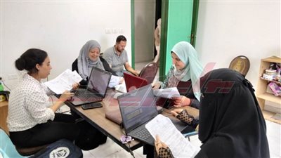 إجراء الفحوصات الطبية لـ1080 مواطنًا بقافلة طبية مجانية بكفر الشيخ