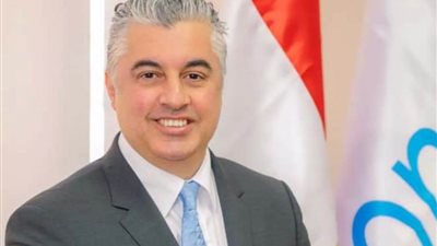 قرار جمهوري بتجديد تعيين وليد جمال الدين رئيسًا للهيئة العامة للمنطقة الاقتصادية لقناة السويس