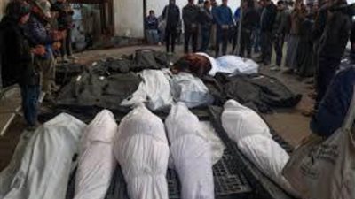 13 شهيدًا فلسطينيًا بينهم 8 من منتظري المساعدات في قصف للاحتلال الإسرائيلي على غزة