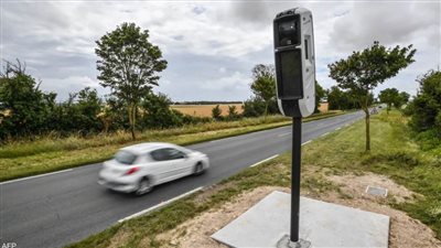 محكمة سويسرية تغرم سائقًا ثريًا 110 آلاف دولار لتجاوزه السرعة المقررة