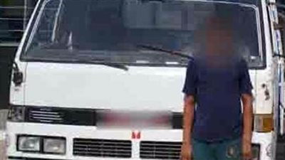 كشف ملابسات تداول فيديو تضمن الادعاء بقيام طفل بقيادة سيارة 