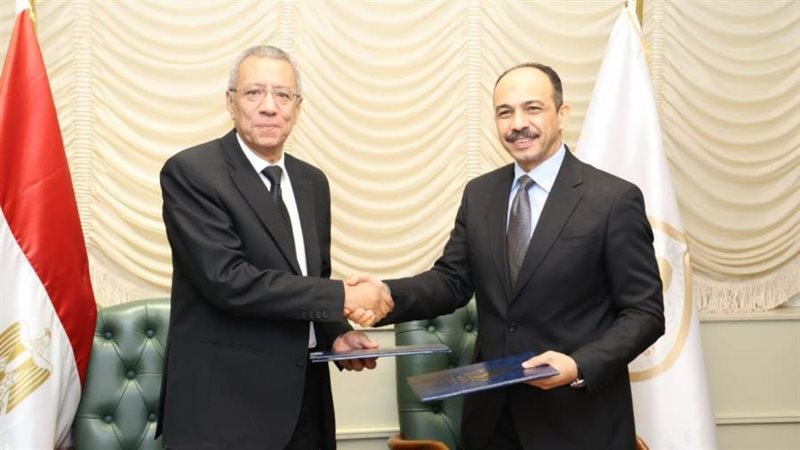 خلال توقيع البروتوكول