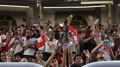 حضور جماهيري كبير لدعم منتخب الناشئين أمام إسبانيا بربع نهائي بطولة العالم لليد