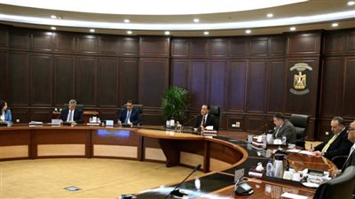 عاجل.. مدبولي يكلف المحافظين بالبدء في تشكيل لجان الحصر لوحدات الإيجار القديم 