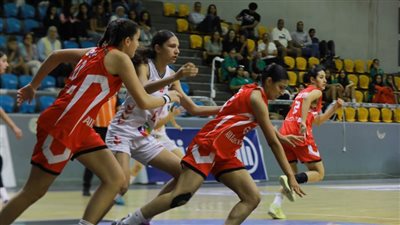 منتخب الناشئات يفوز على تونس ويتوج بالبطولة العربية لكرة السلة