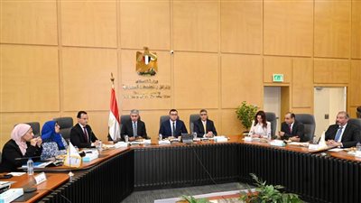 وزيرا الإسكان والسياحة والآثار ومحافظ الجيزة يتابعون مخطط تطوير منطقة سفنكس وهرم سقارة